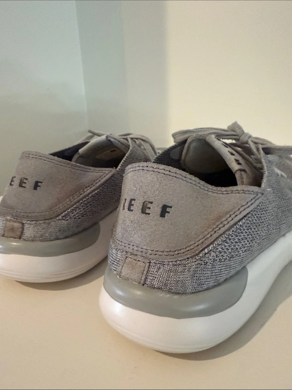 Reef Men's Neptune Light Grey Knit Lace-Up Sneakers with White Soles